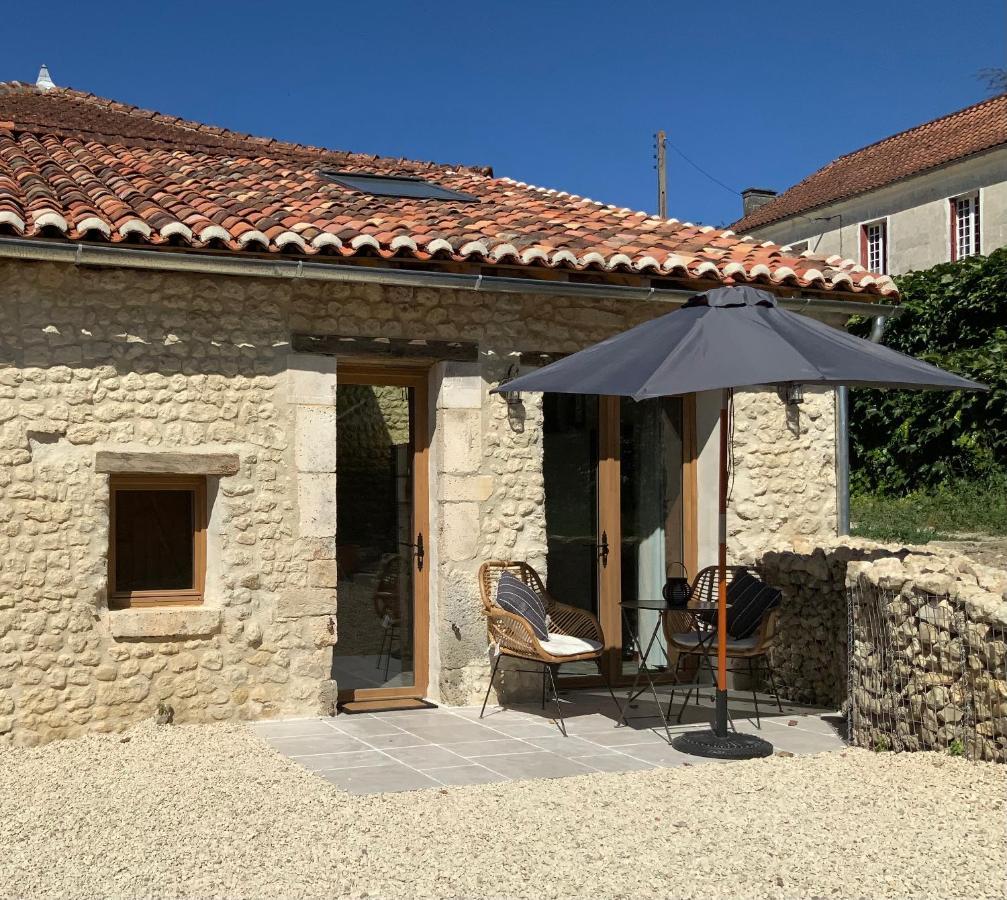 Les Ombrieres Bed & Breakfast Porcheresse Екстериор снимка
